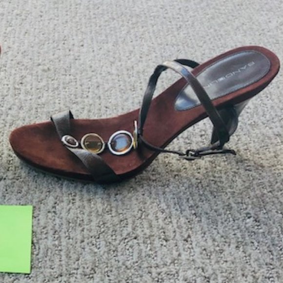 Bandolino Heels - Picture 2 of 3